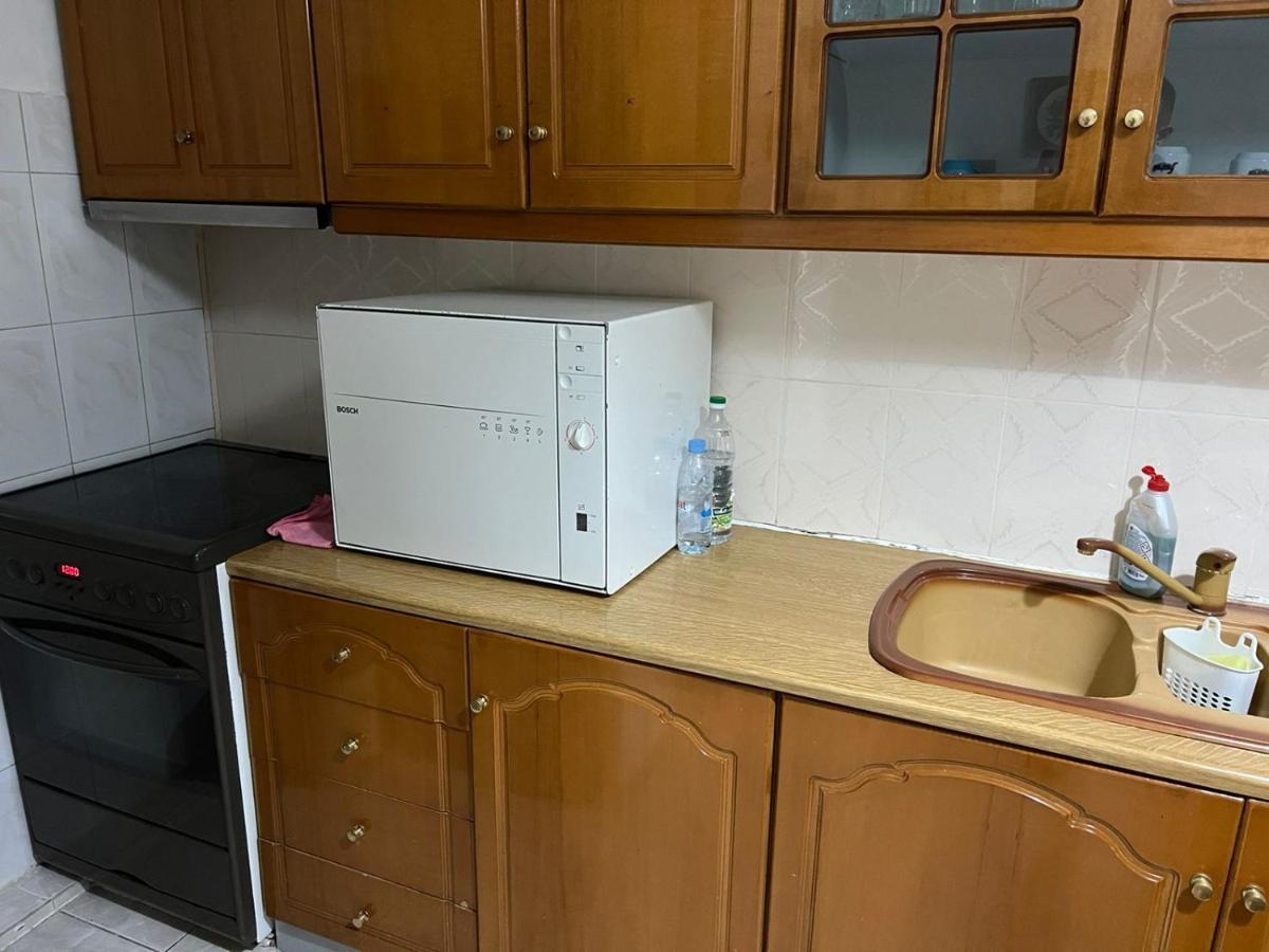 Goni Guest House Саранда Екстер'єр фото